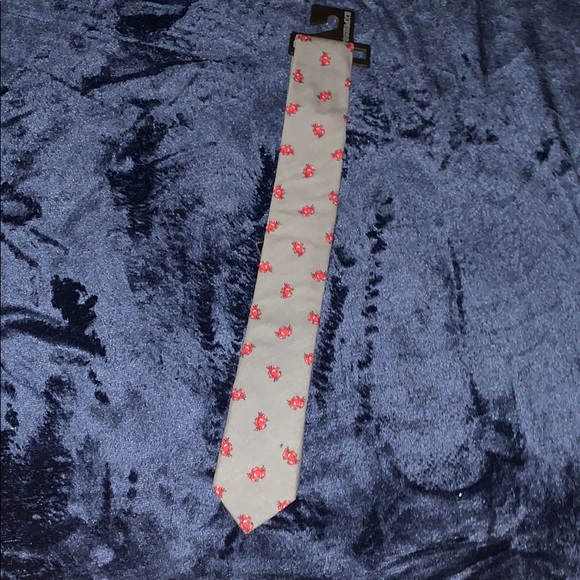 Express Other - Casual Tie- Crab 🦀 Print